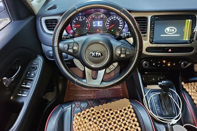 Used Kia Carens 2013 2.0L 5-Seater Automatic Standard Version China IV Standard Steering Wheel
