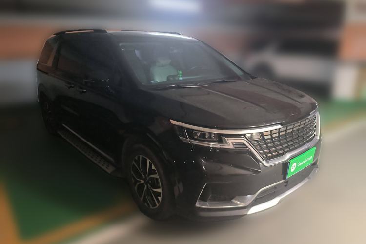 Used Kia Carnival 2021 2.0T Flagship Edition Front Right 45 Deg