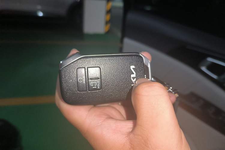 Used Kia Carnival 2021 2.0T Flagship Edition Vehicle Key