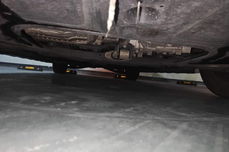 Used Kia Carnival 2021 2.0T Flagship Edition Chassis Front
