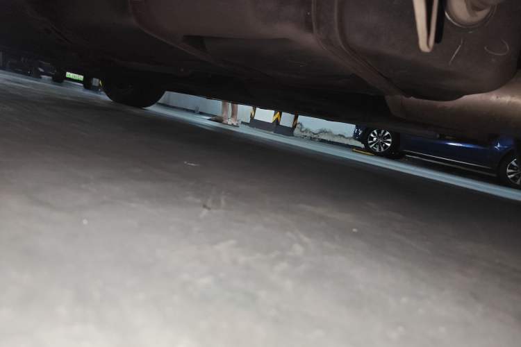 Used Kia Carnival 2021 2.0T Flagship Edition Chassis Rear Left