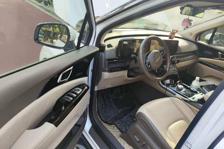 Used Kia Carnival 2021 2.0T Flagship Edition Driver Seat