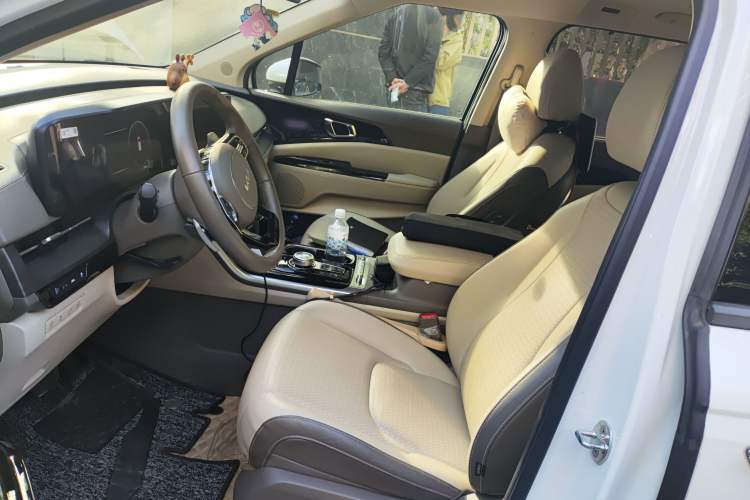 Used Kia Carnival 2021 2.0T Flagship Edition Left Front Seat