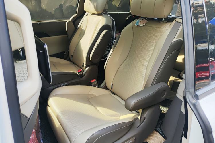Used Kia Carnival 2021 2.0T Flagship Edition Left Rear Seat