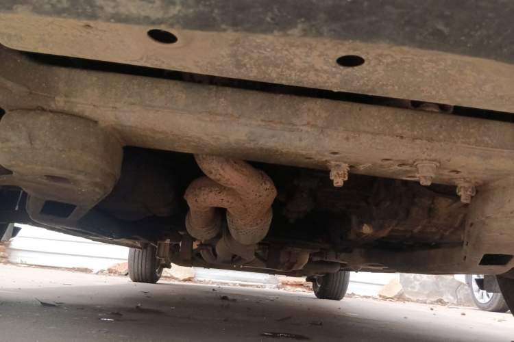 Used Kia Carnival 2006 2.7L GLS-2 Chassis Front
