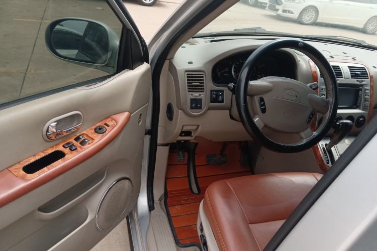 Used Kia Carnival 2006 2.7L GLS-2 Driver Seat