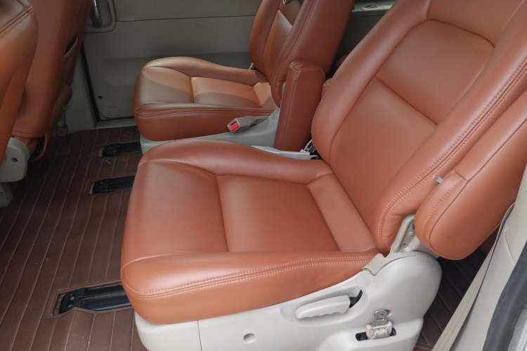 Used Kia Carnival 2006 2.7L GLS-2 Left Rear Seat