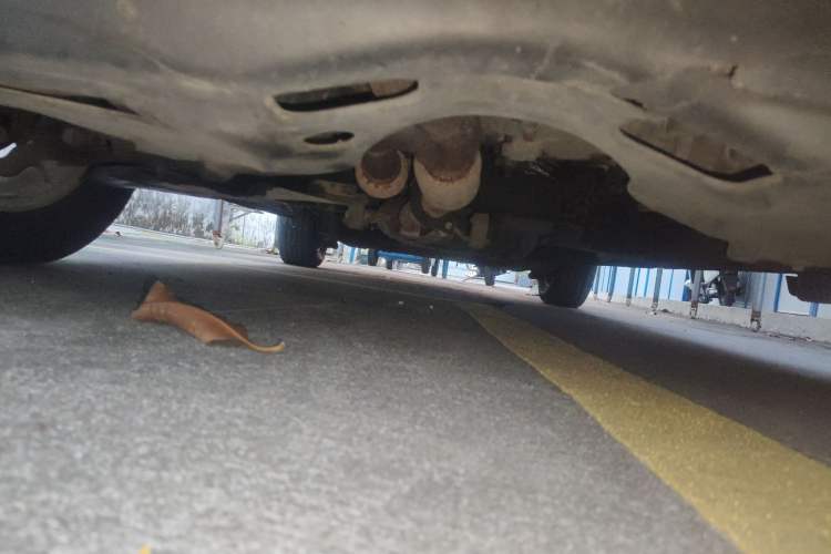 Used Kia Carnival 2006 2.7L GLS-1 Chassis Front
