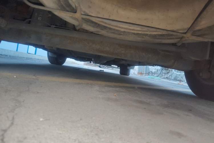 Used Kia Carnival 2006 2.7L GLS-1 Chassis Rear