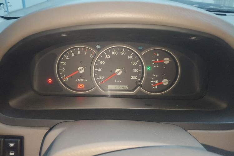 Used Kia Carnival 2006 2.7L GLS-1 Instrument Cluster