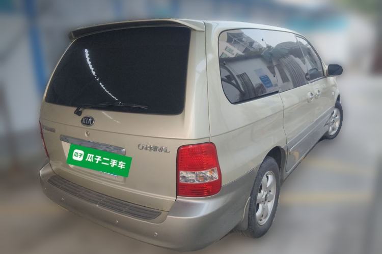 Used Kia Carnival 2006 2.7L GLS-1 Rear Right 45 Deg