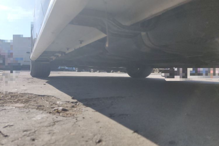Used Kia Carnival 2015 2.2T Luxury Edition China IV Chassis Rear Left