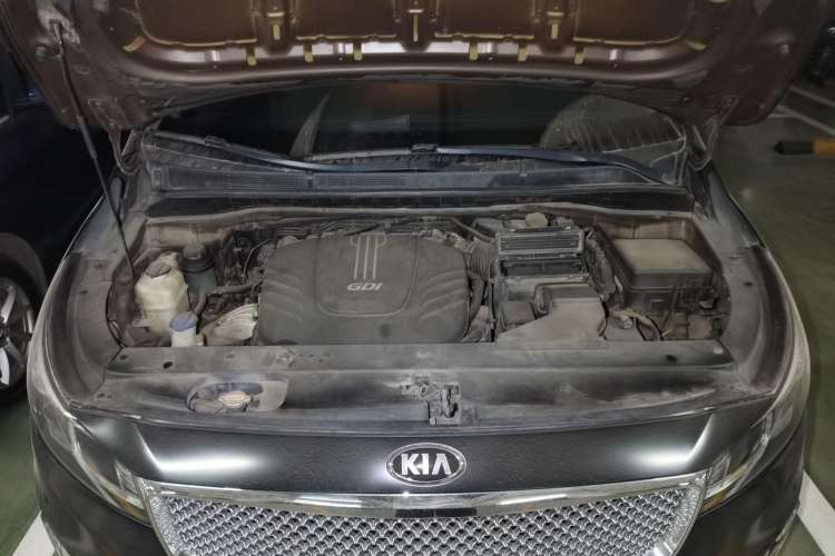 Used Kia Carnival 2015 3.3 GDI Luxury Edition China IV Standard Engine Bay