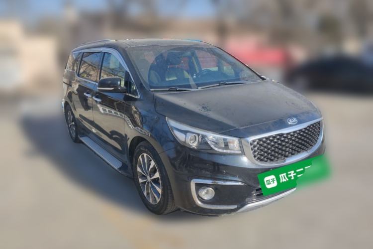 Used Kia Carnival 2015 2.2T Luxury Edition China IV Front Right 45 Deg