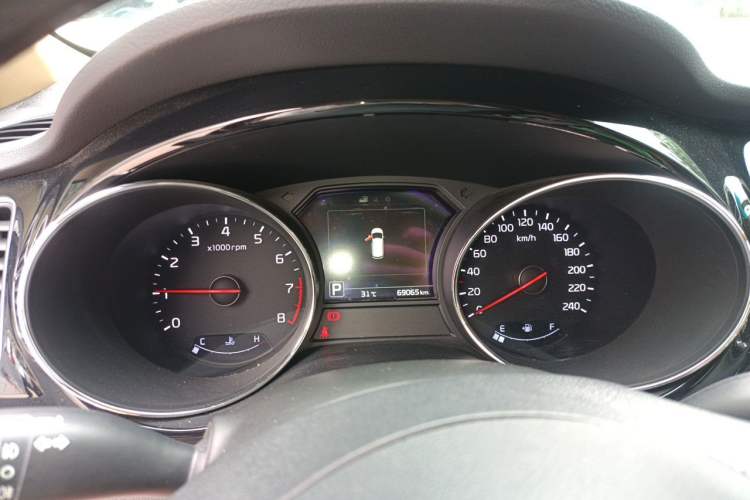 Used Kia Carnival 2015 3.3 GDI Flagship Version China V Standard Instrument Cluster