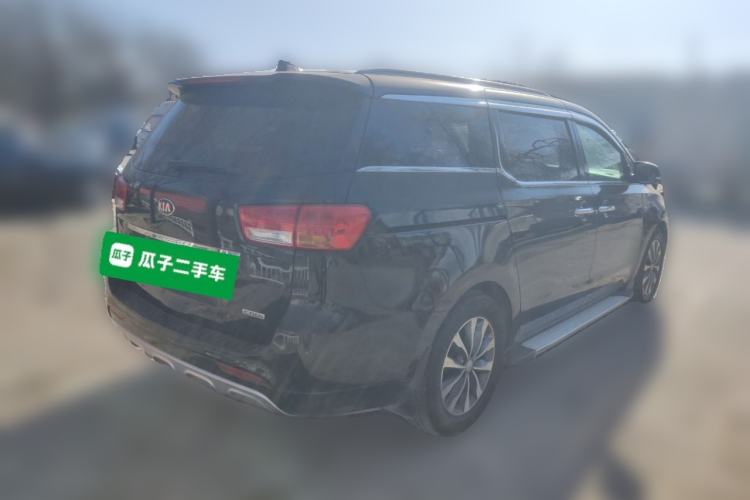 Used Kia Carnival 2015 2.2T Luxury Edition China IV Rear Right 45 Deg