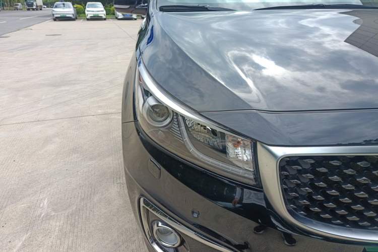 Used Kia Carnival 2015 3.3 GDI Flagship Version China V Standard Right Front Headlight