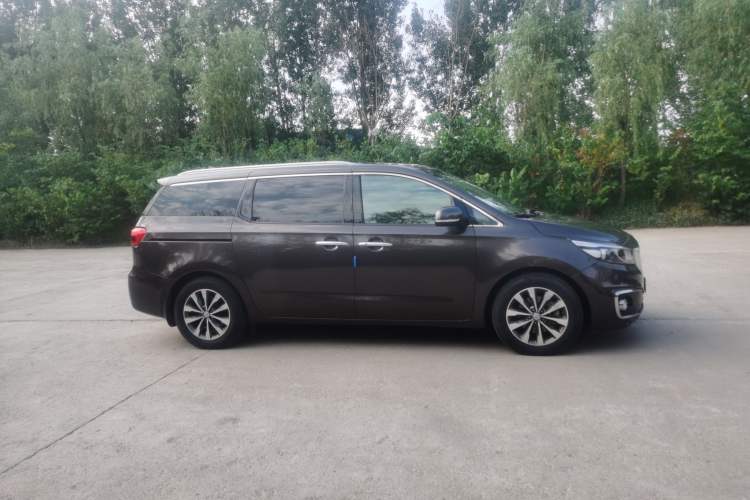 Used Kia Carnival 2015 2.2T Luxury Edition China IV Exterior 2