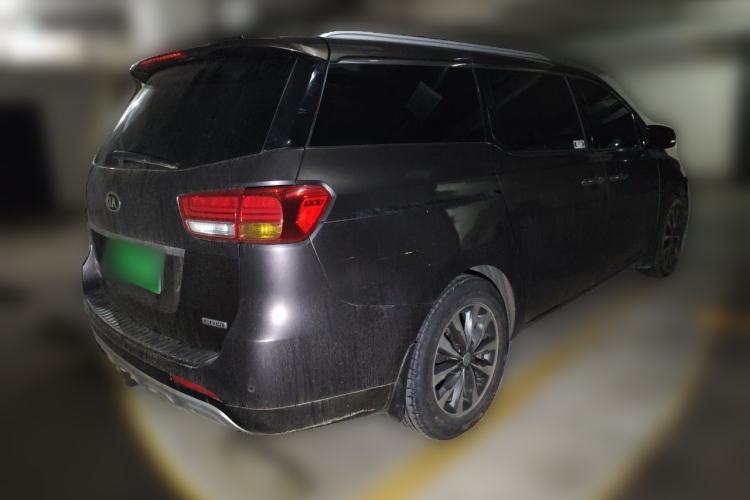 Used Kia Carnival 2015 2.2T Luxury Edition China IV Rear Right 45 Deg