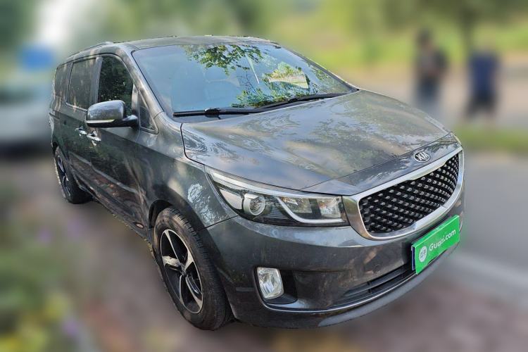 Used Kia Carnival 2015 3.3 GDI Comfort Edition China IV Standard Front Right 45 Deg