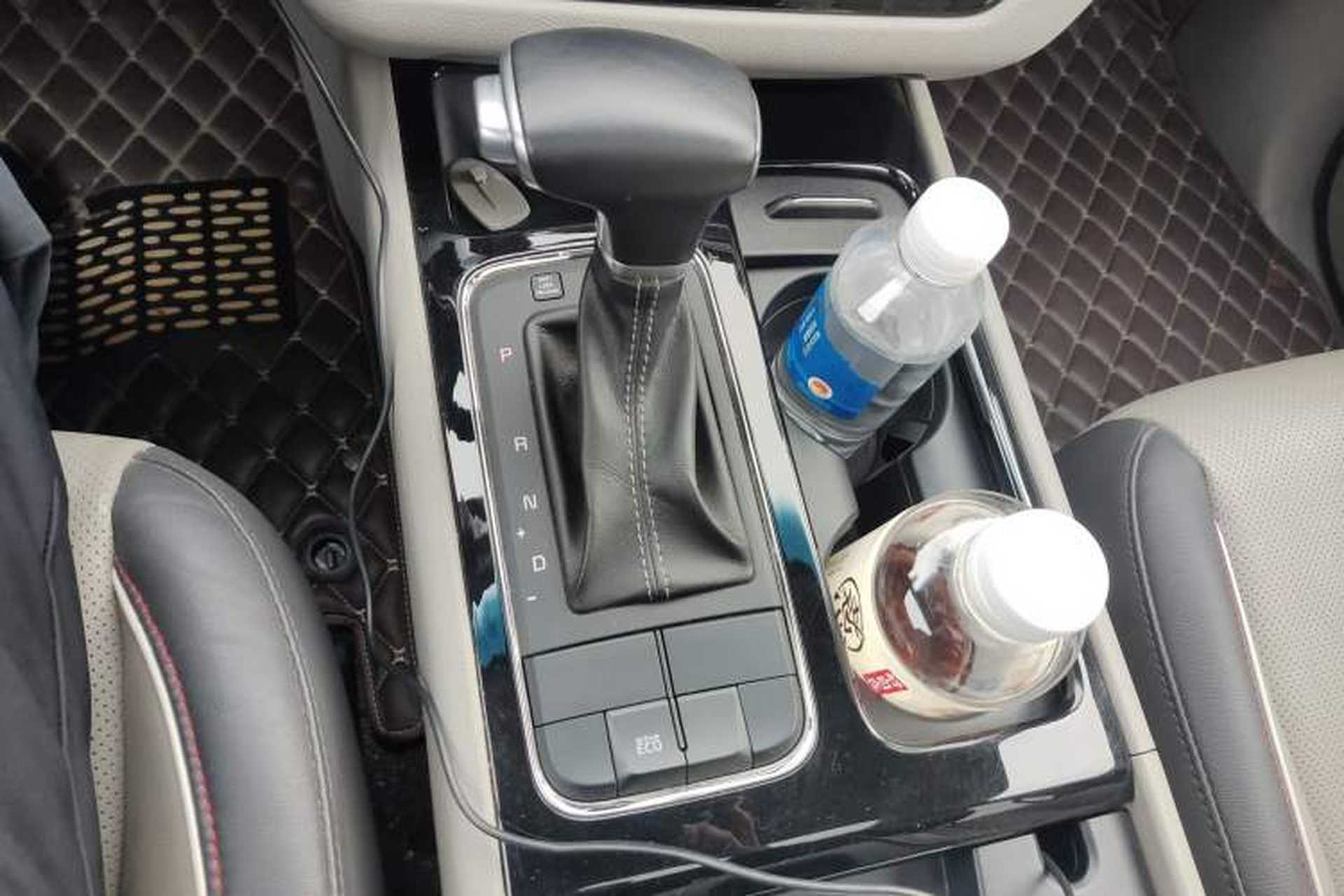 Used Kia Carnival 2015 3.3 GDI Luxury Edition China V Standard Gear Lever