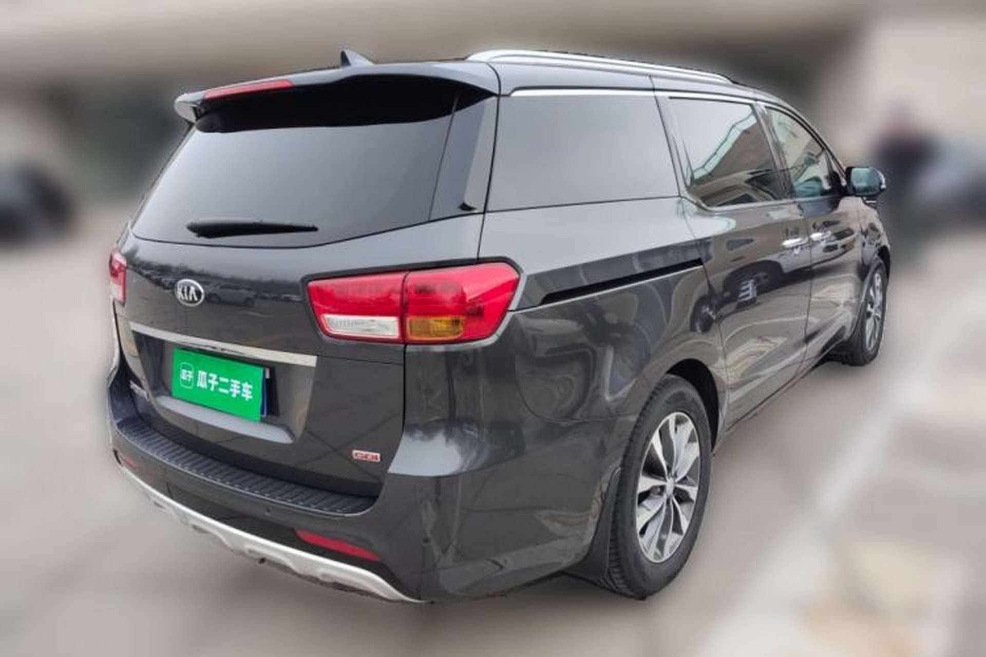 Used Kia Carnival 2015 3.3 GDI Luxury Edition China V Standard Rear Right 45 Deg