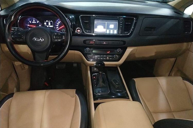 Used Kia Carnival 2015 2.2T Luxury Edition China IV Center Console