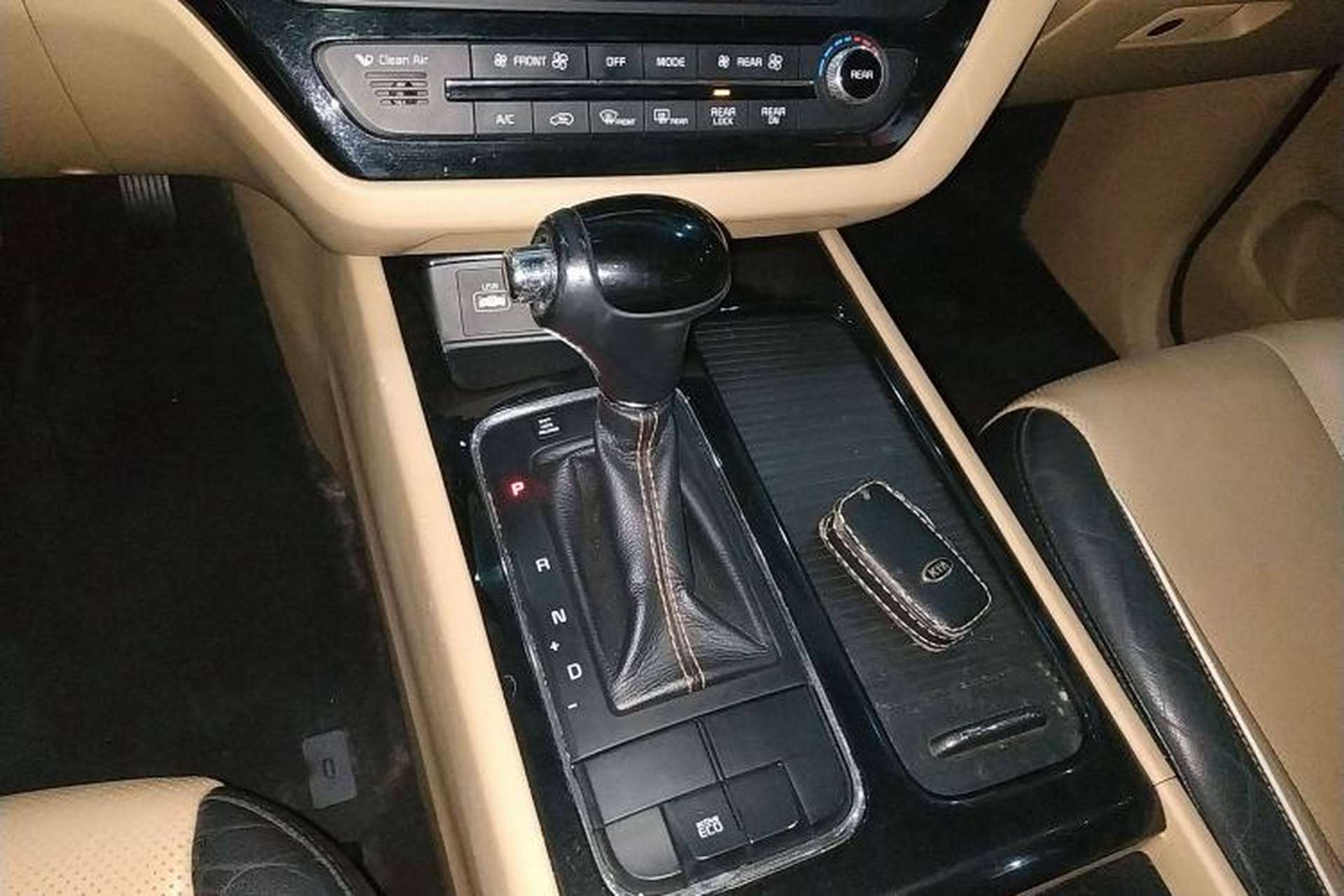 Used Kia Carnival 2015 2.2T Luxury Edition China IV Gear Lever