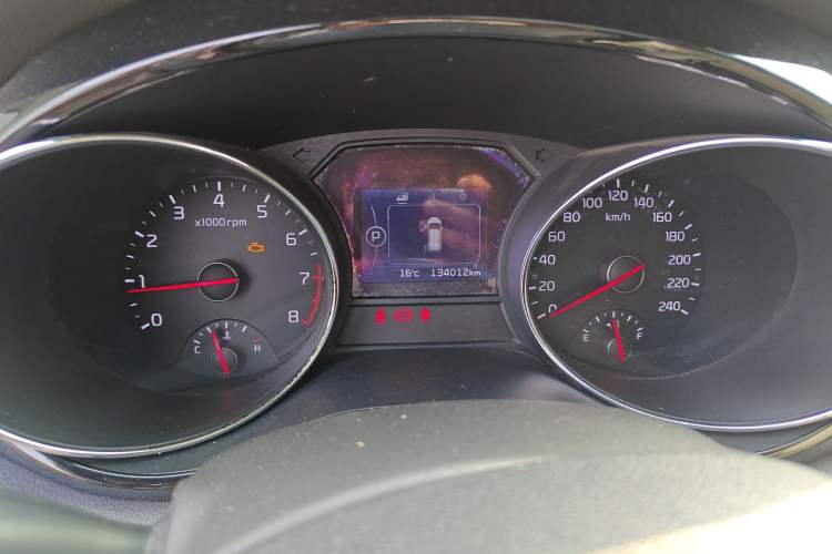 Used Kia Carnival 2015 3.3 GDI Luxury Edition China V Standard Instrument Cluster
