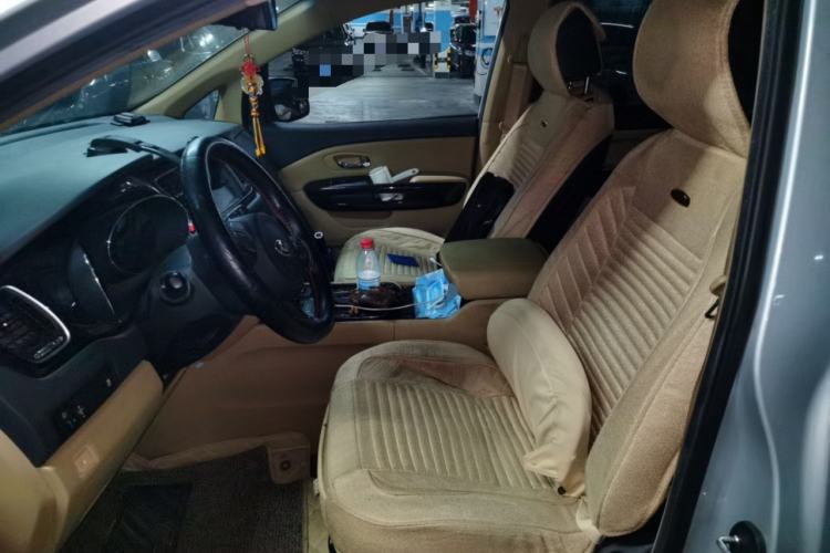 Used Kia Carnival 2015 2.2T Luxury Edition China IV Left Front Seat