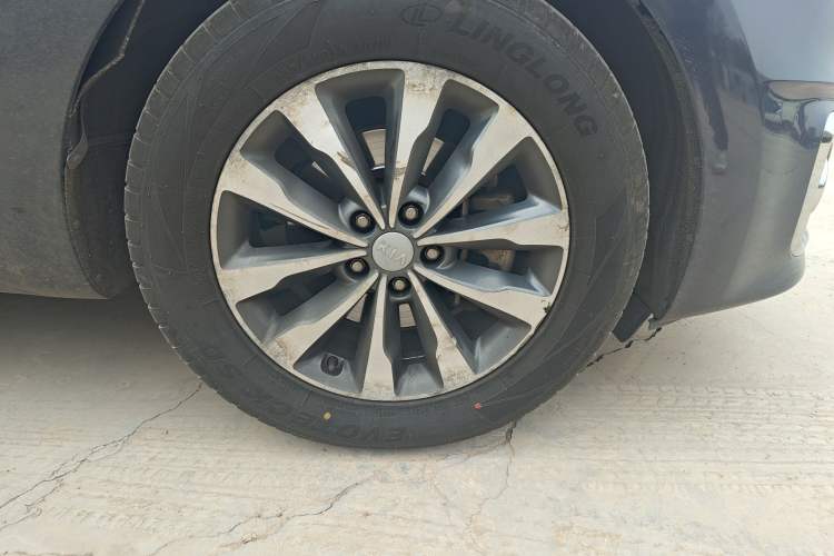 Used Kia Carnival 2015 3.3 GDI Luxury Edition China V Standard Right Front Wheel Hub