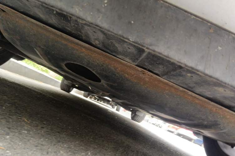 Used Kia Carnival 2015 2.2T Flagship Edition China IV Standard Chassis Front