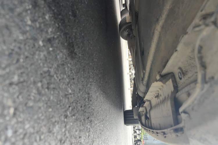 Used Kia Carnival 2015 3.3 GDI Luxury Edition China IV Standard Chassis Front Left