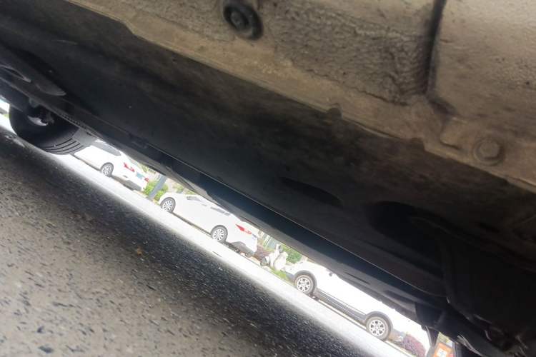 Used Kia Carnival 2015 2.2T Flagship Edition China IV Standard Chassis Front Right