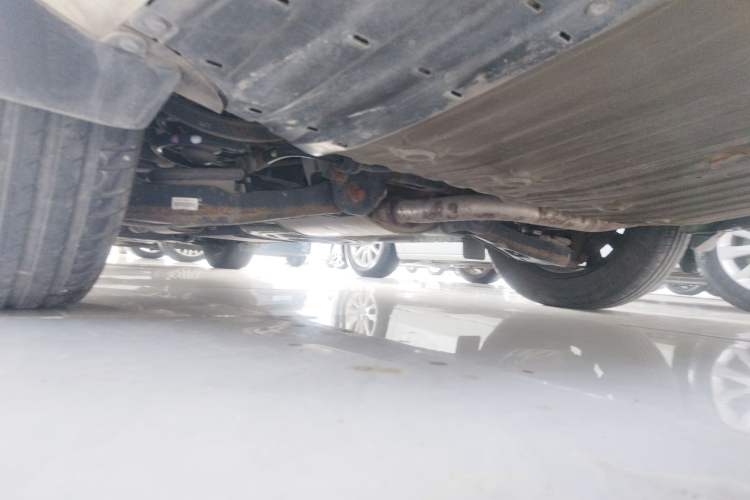 Used Kia Carnival 2015 3.3 GDI Luxury Edition China V Standard Chassis Rear Left