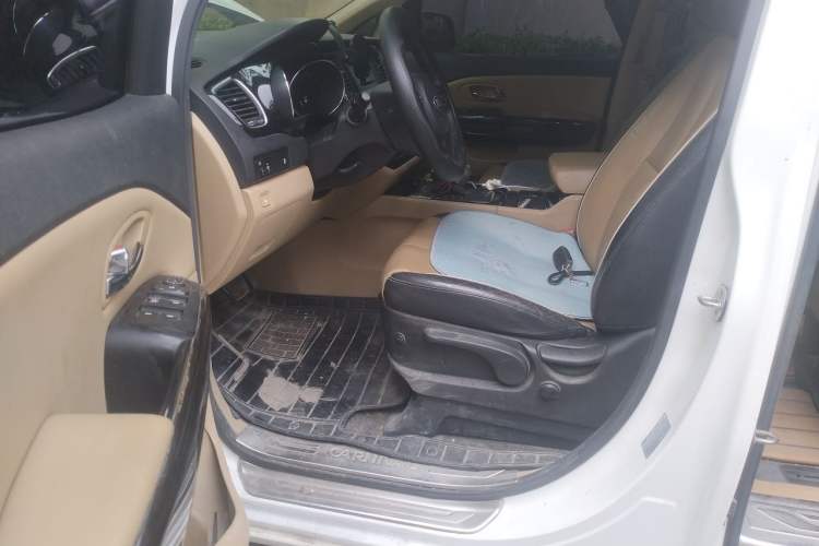 Used Kia Carnival 2015 3.3 GDI Luxury Edition China V Standard Driver Seat