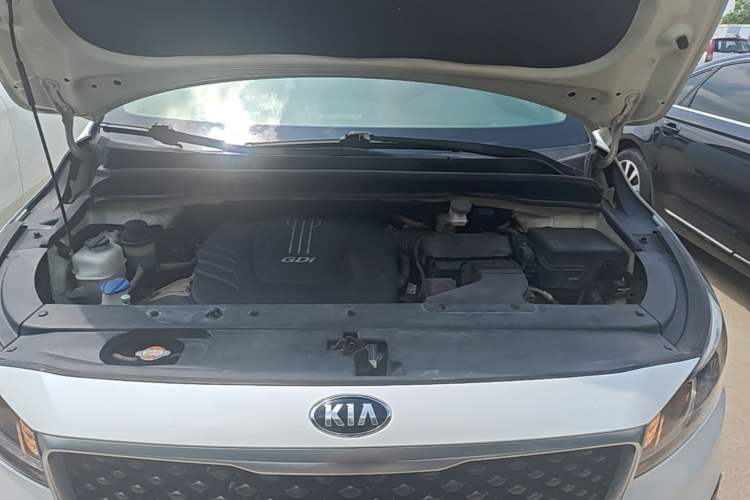 Used Kia Carnival 2015 3.3 GDI Luxury Edition China V Standard Engine Bay