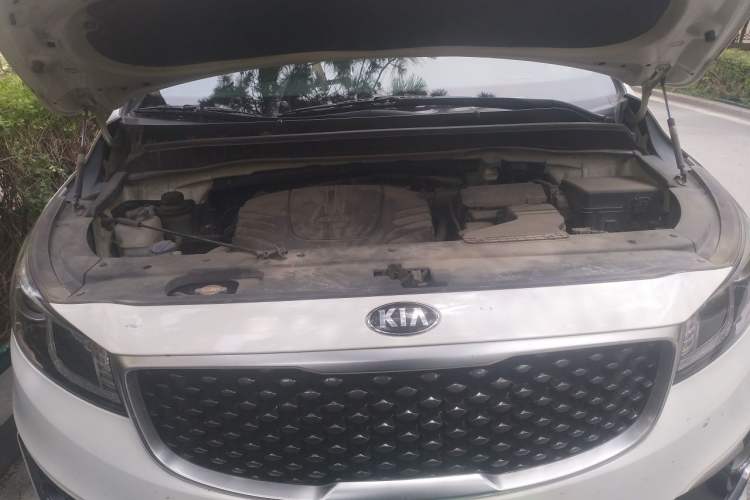 Used Kia Carnival 2015 3.3 GDI Luxury Edition China V Standard Engine Bay