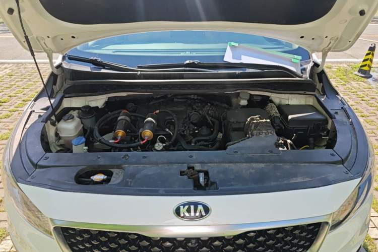Used Kia Carnival 2015 3.3 GDI Luxury Edition China IV Standard Engine Bay