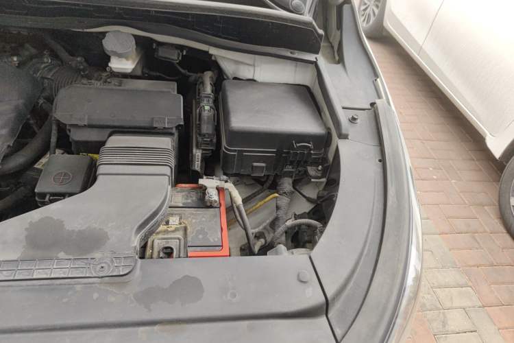 Used Kia Carnival 2015 3.3 GDI Luxury Edition China V Standard Engine Bay Left