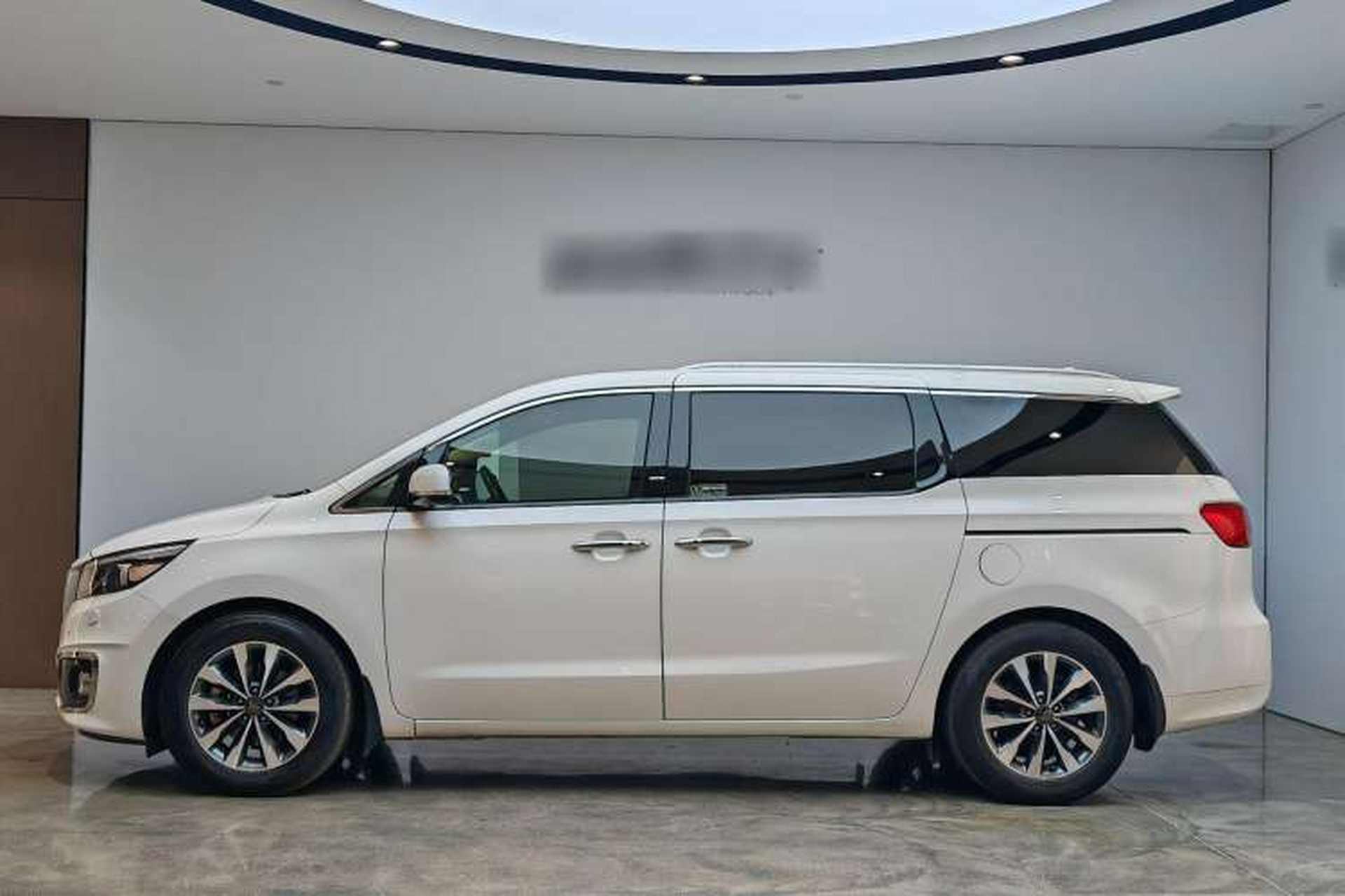 Used Kia Carnival 2015 3.3 GDI Flagship Version China V Standard Exterior 1