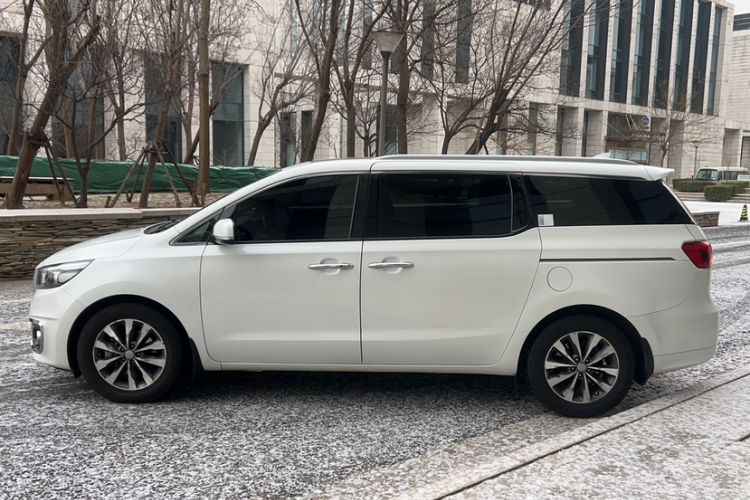 Used Kia Carnival 2015 3.3 GDI Luxury Edition China V Standard Exterior 2