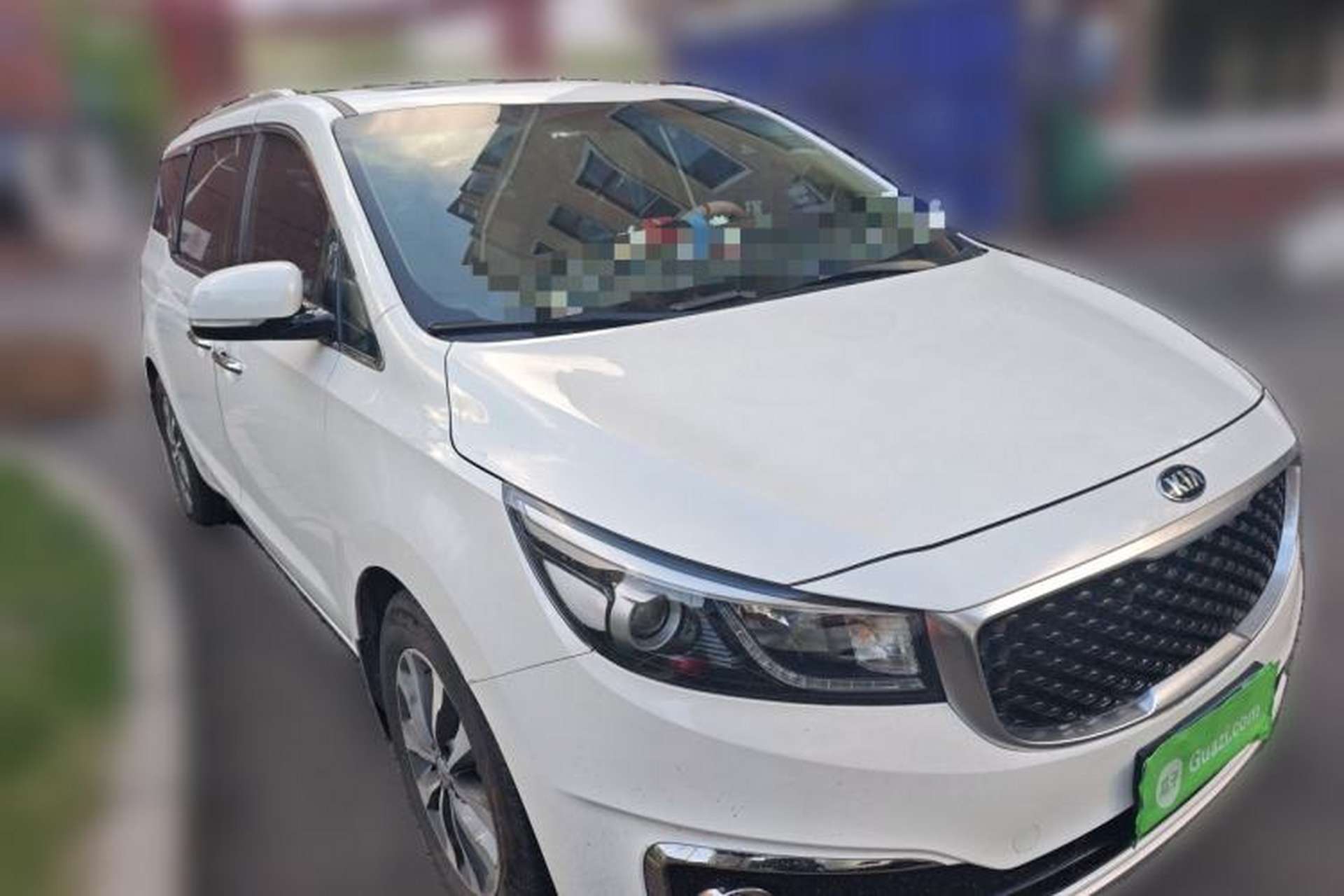 Used Kia Carnival 2015 2.2T Luxury Edition China IV Front Right 45 Deg
