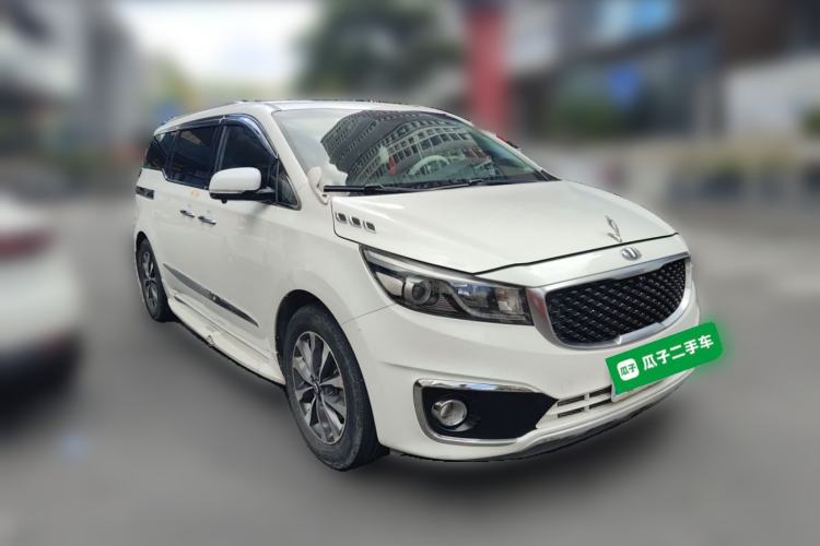 Used Kia Carnival 2015 3.3 GDI Luxury Edition China IV Standard Front Right 45 Deg
