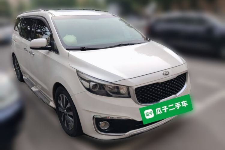 Used Kia Carnival 2015 3.3 GDI Luxury Edition China IV Standard Front Right 45 Deg
