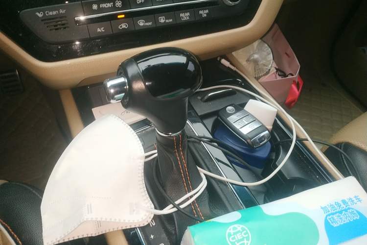 Used Kia Carnival 2015 3.3 GDI Luxury Edition China V Standard Gear Lever