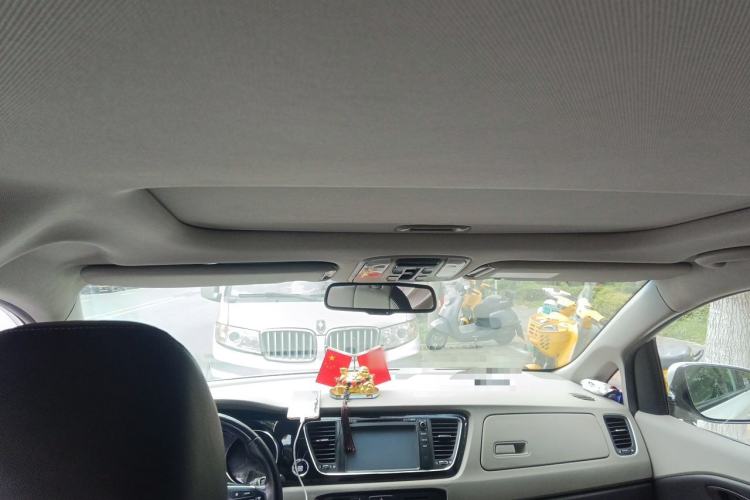 Used Kia Carnival 2015 2.2T Flagship Edition China IV Standard Headliner