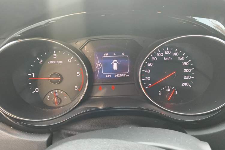 Used Kia Carnival 2015 2.2T Luxury Edition China IV Instrument Cluster