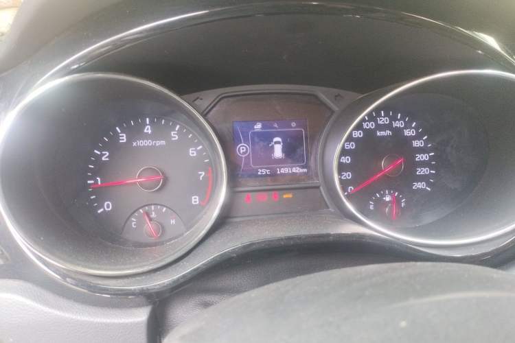 Used Kia Carnival 2015 3.3 GDI Luxury Edition China V Standard Instrument Cluster