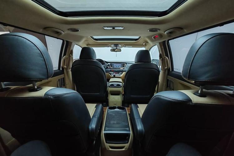 Used Kia Carnival 2015 3.3 GDI Flagship Version China V Standard Interior 10